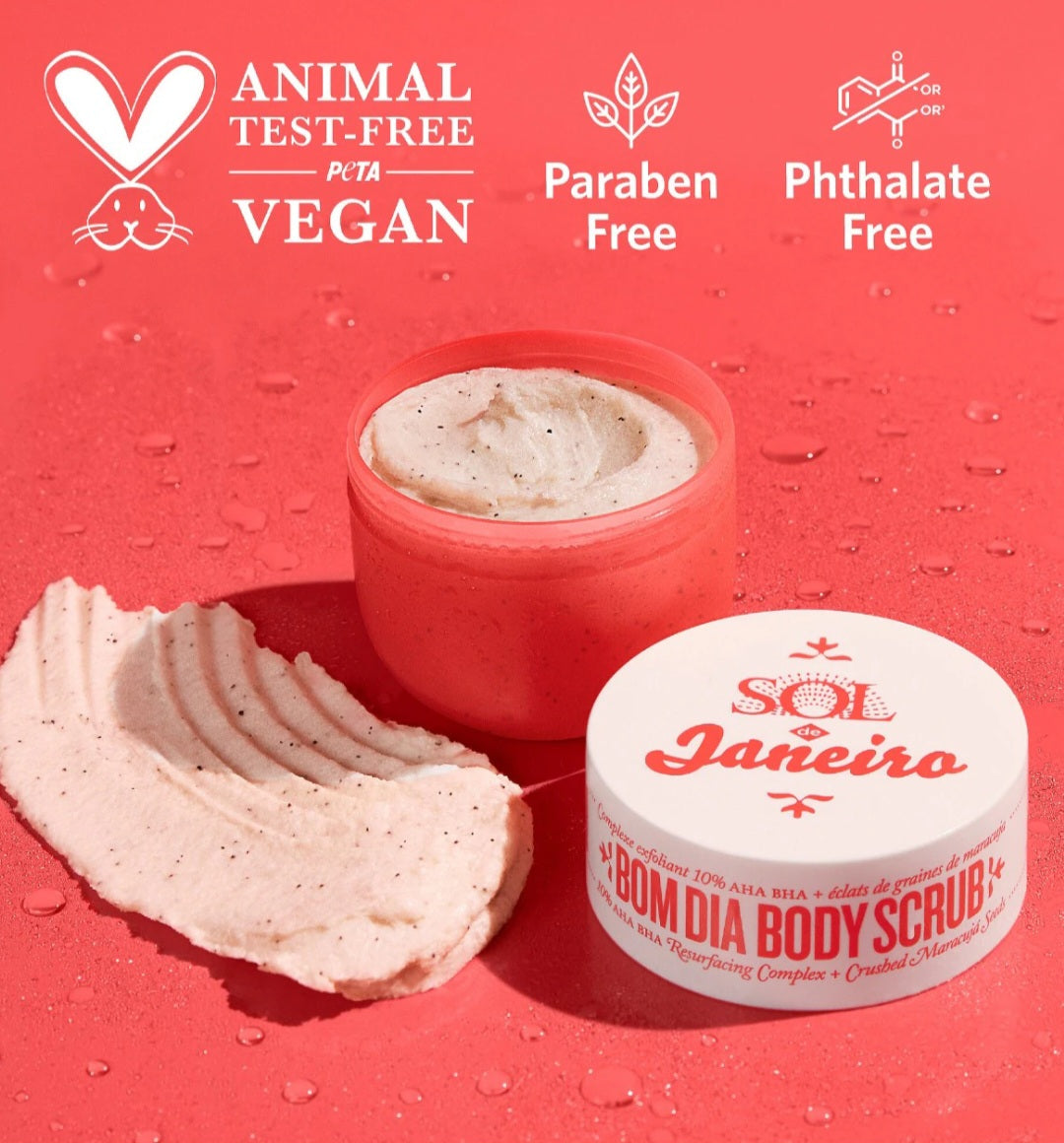 Sol de Janeiro
Bom Dia Body Scrub 10% AHA BHA Resurfacing Complex + Crushed Maracujá Seeds