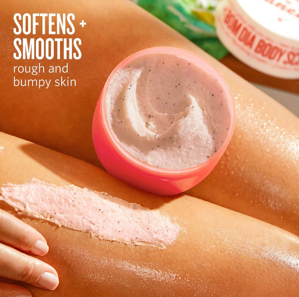 Sol de Janeiro
Bom Dia Body Scrub 10% AHA BHA Resurfacing Complex + Crushed Maracujá Seeds