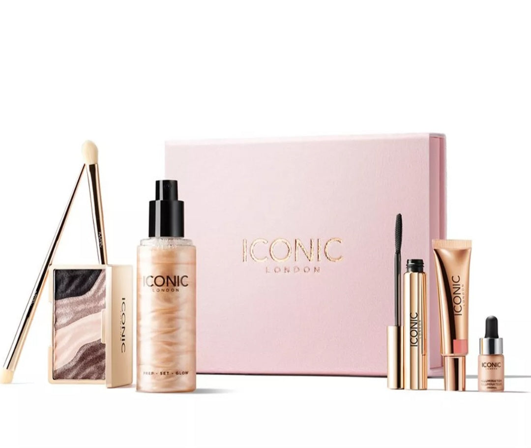 Iconic London
Glowing Out Out Gift Set