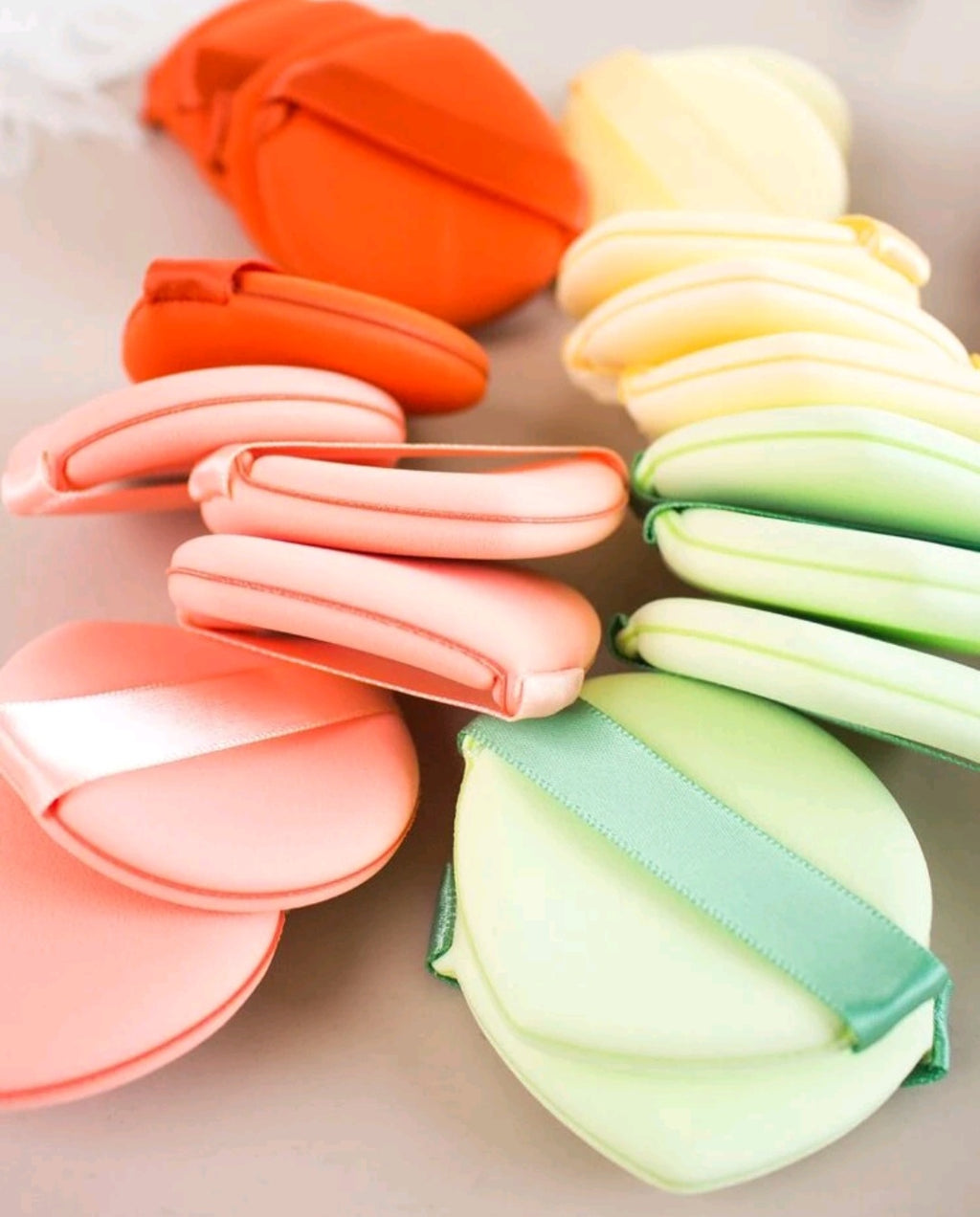 6 Pieces  Portable Soft Colour,  Makeup Puff